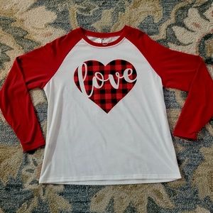 Valentines Love Heart Shirt XL
